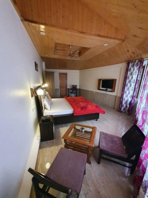 Kasauli Cascade A Cheerfull 4 Bedroom Challet 外观 照片