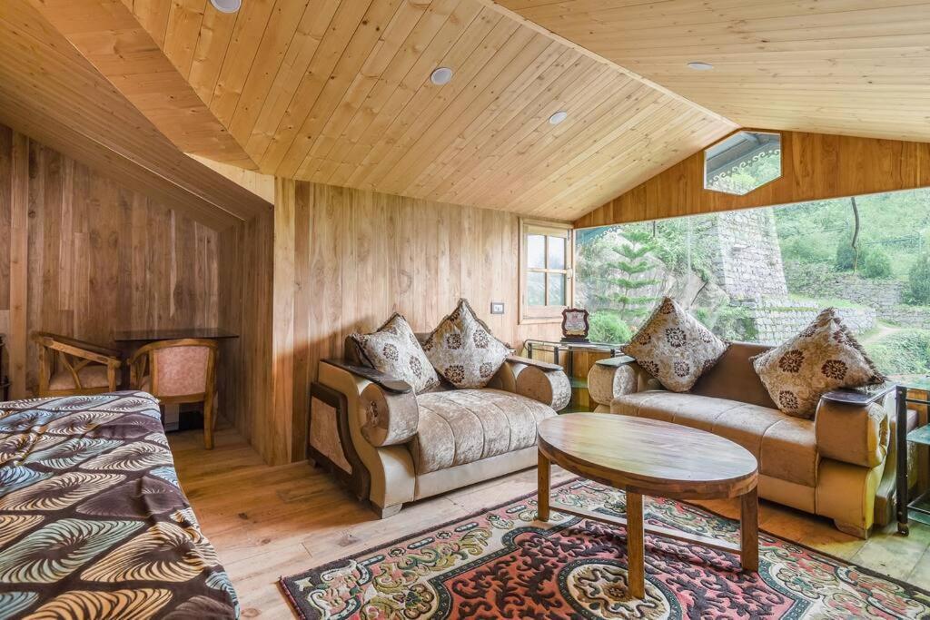 Kasauli Cascade A Cheerfull 4 Bedroom Challet 外观 照片