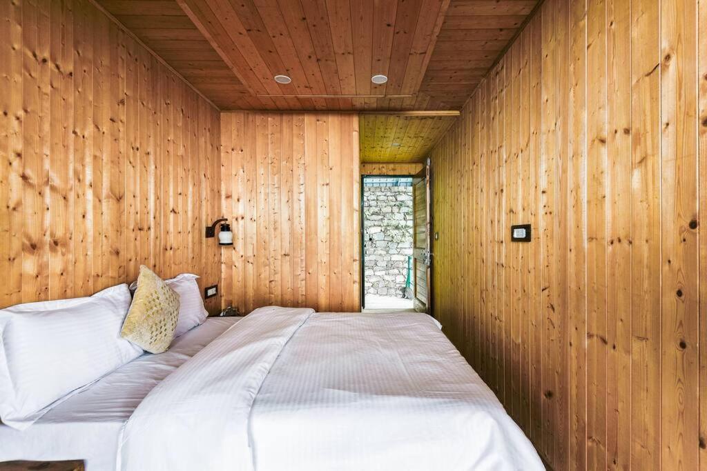 Kasauli Cascade A Cheerfull 4 Bedroom Challet 外观 照片