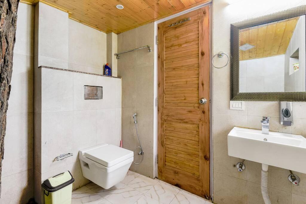Kasauli Cascade A Cheerfull 4 Bedroom Challet 外观 照片