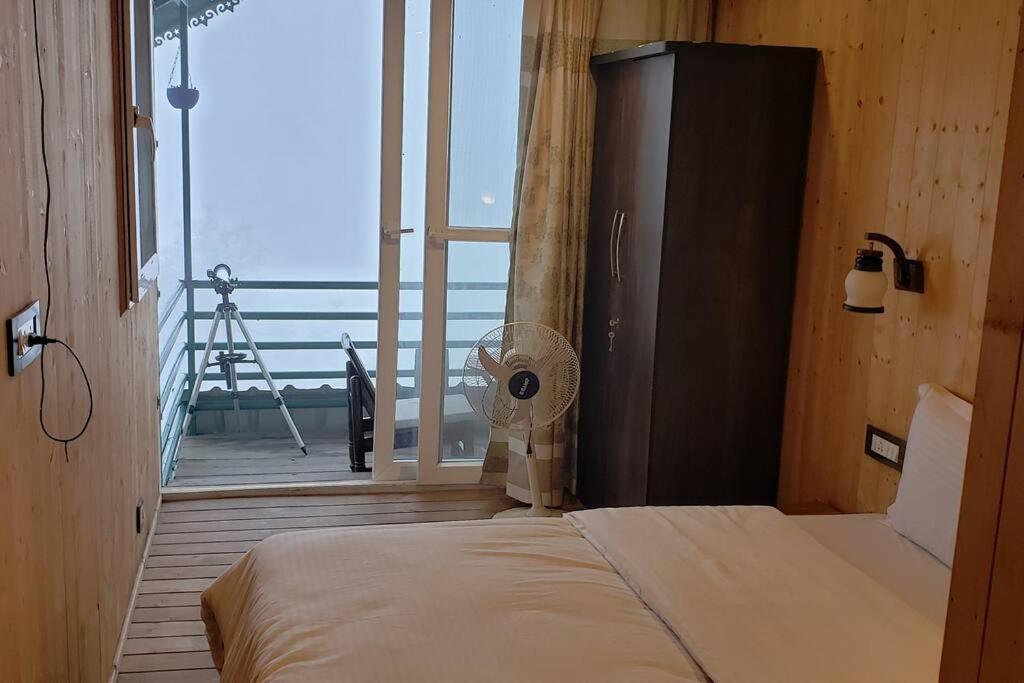 Kasauli Cascade A Cheerfull 4 Bedroom Challet 外观 照片