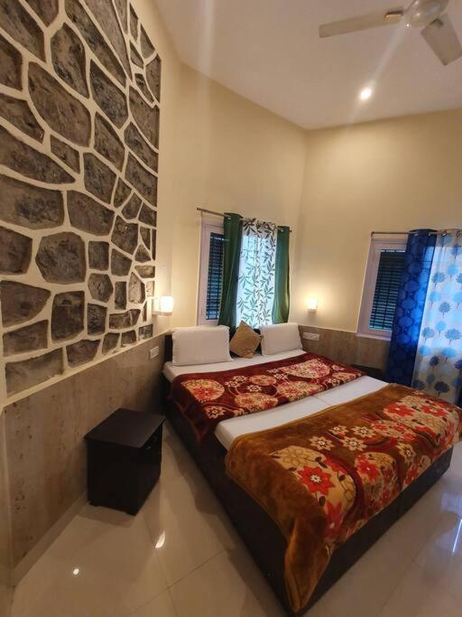 Kasauli Cascade A Cheerfull 4 Bedroom Challet 外观 照片