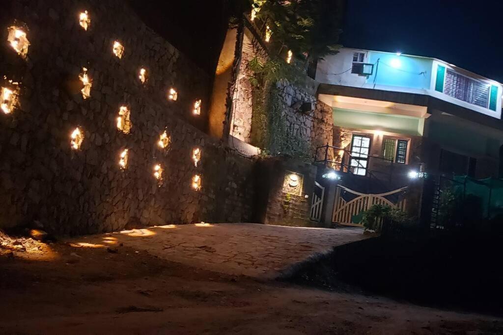 Kasauli Cascade A Cheerfull 4 Bedroom Challet 外观 照片